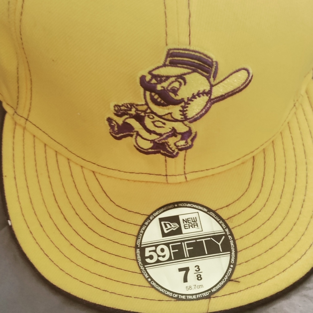 Rare cincinnati reds Lakers